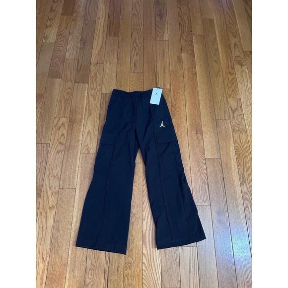 New Jordan Kids Black Cargo Pants Wide Leg Drawstring Waist Jumpman Logo YMD $50 - Picture 8 of 12
